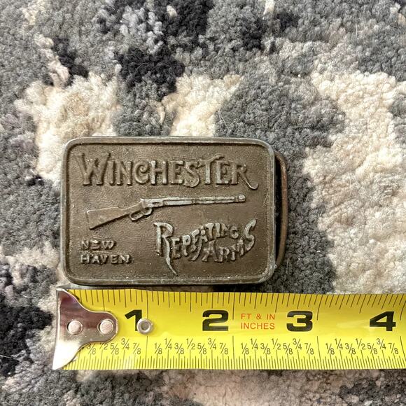 Vintage Winchester Repeating Arms Rifle Belt Buckle New Haven Conn - Picture 4 of 4